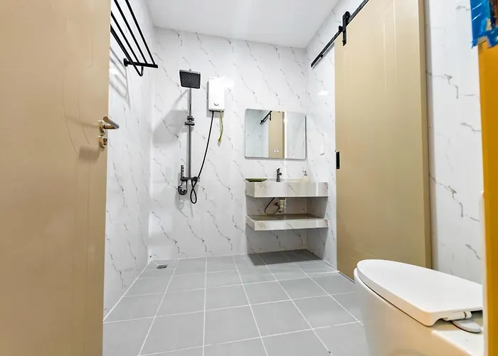 Tiffany Resident Apartment *